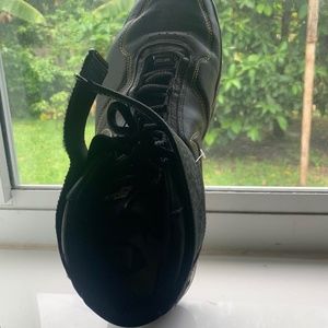 Men shoes